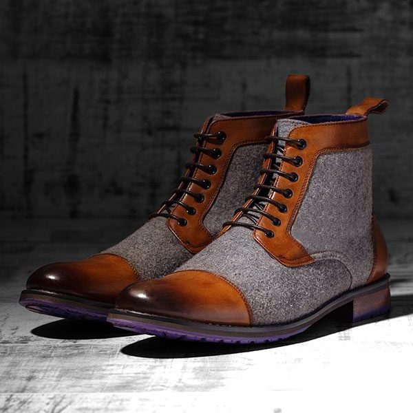 eves and grey boots