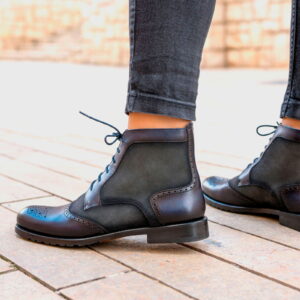 Women's Lace Up Brogue Boot
