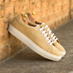 Salem Trainer